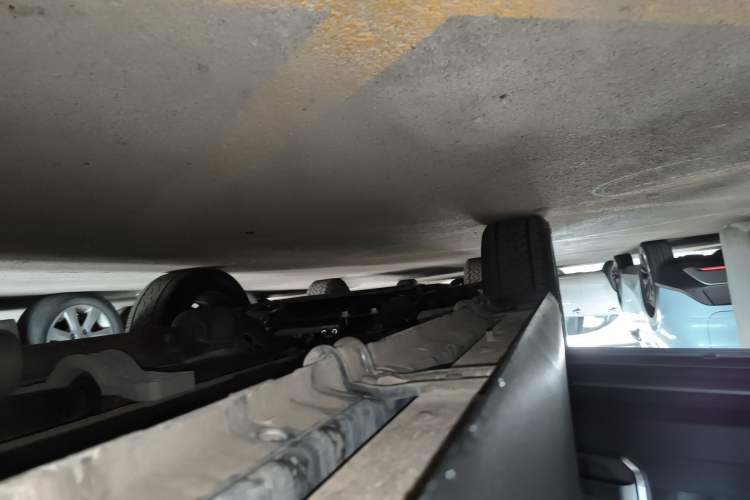 Used JETOUR Traveler 2025 2.0TD DCT XWD Cross+ Left Side Sill