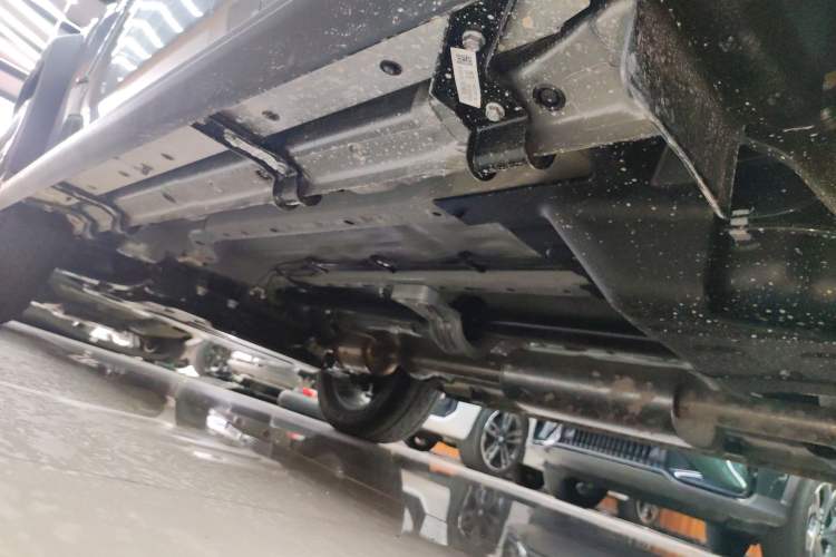 Used JETOUR Traveler 2025 2.0TD DCT XWD Cross+ Left Side Sill