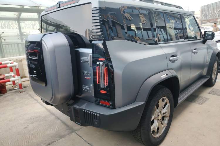 Used JETOUR Traveler 2025 2.0TD Automatic XWD Conquest+ Rear Right 45 Deg