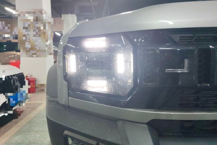 Used JETOUR Traveler 2025 2.0TD DCT XWD Cross-country Right Front Headlight