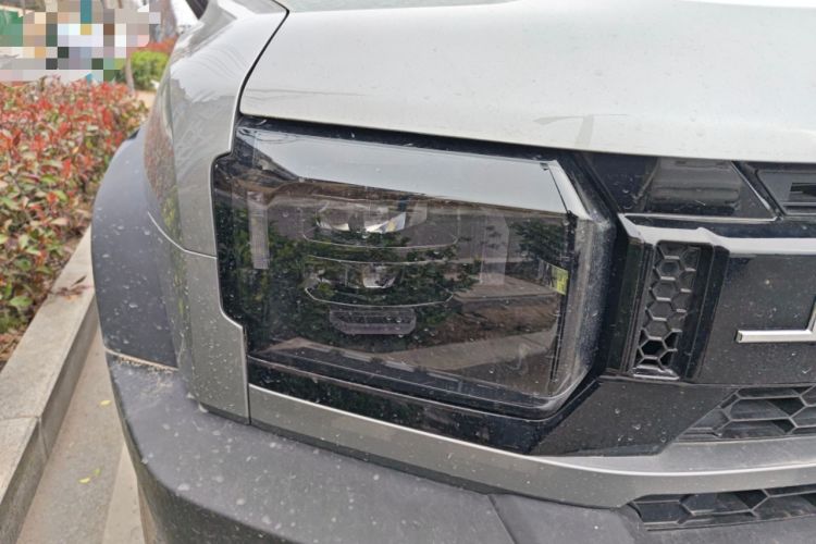 Used JETOUR Traveler 2025 1.5TD DCT Two-Wheel Drive Exploration+ Right Front Headlight