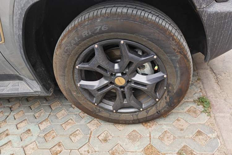 Used JETOUR Traveler 2025 2.0TD DCT XWD Cross-country Right Front Wheel Hub