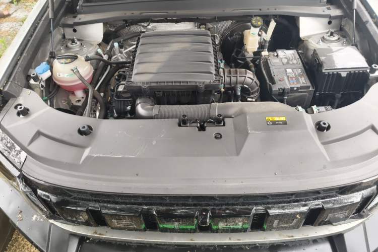 Used JETOUR Traveler 2025 2.0TD DCT XWD Cross-country Engine Bay