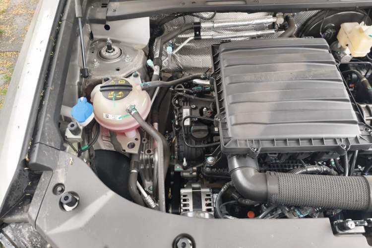 Used JETOUR Traveler 2025 2.0TD DCT XWD Cross-country Engine Bay Right