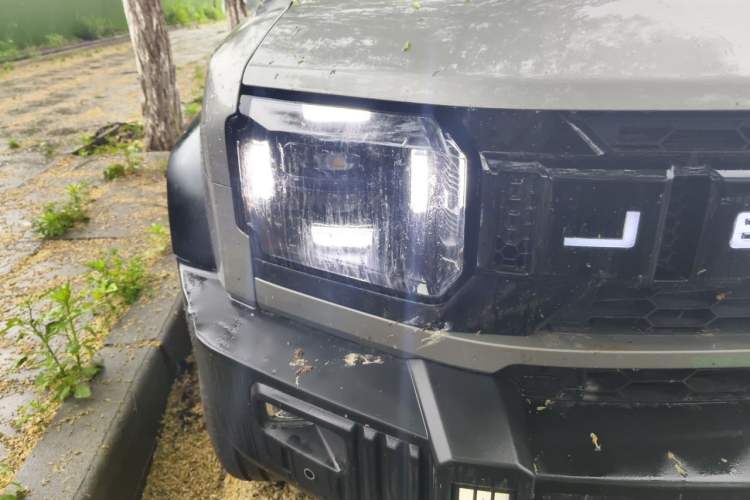 Used JETOUR Traveler 2025 2.0TD DCT XWD Cross-country Right Front Headlight