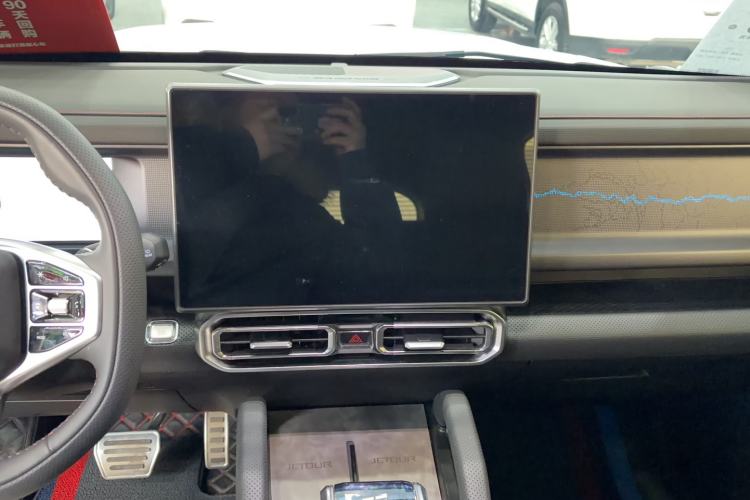 Used JETOUR Traveler 2025 2.0T Automatic All-Wheel Drive 200 000 Yuan Commemorative Edition Audio And AC Panel