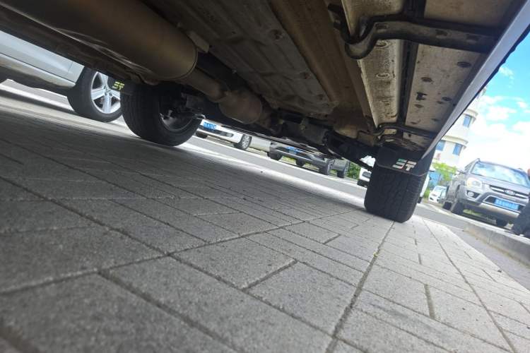 Used JETOUR Traveler 2025 2.0T Automatic All-Wheel Drive 200 000 Yuan Commemorative Edition Chassis Rear Right