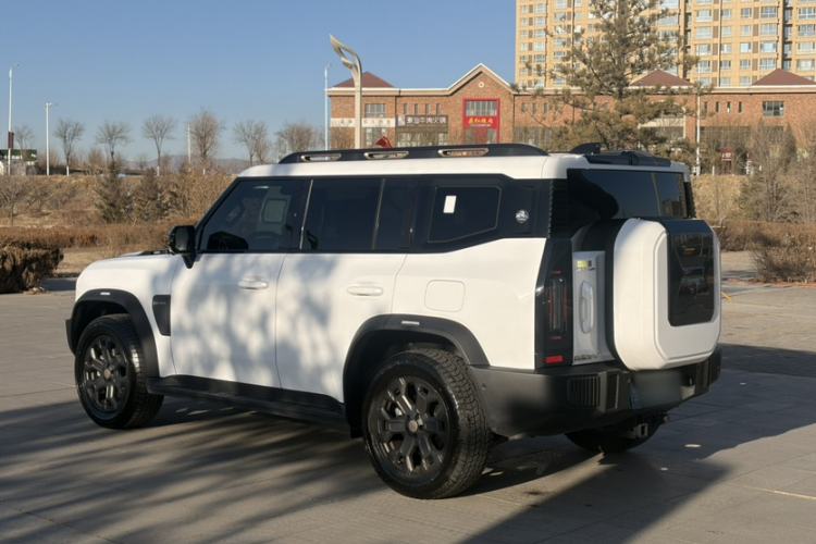 Used JETOUR Traveler 2025 2.0T Automatic All-Wheel Drive 200 000 Yuan Commemorative Edition Exterior 3