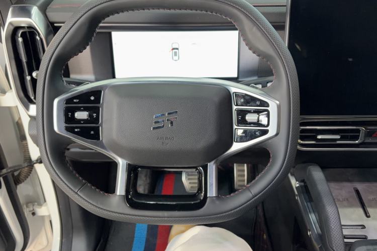 Used JETOUR Traveler 2025 2.0T Automatic All-Wheel Drive 200 000 Yuan Commemorative Edition Steering Wheel