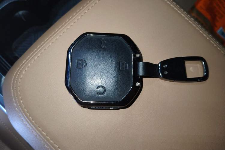 Used JETOUR Traveler 2025 2.0TD DCT XWD Cross-country Vehicle Key