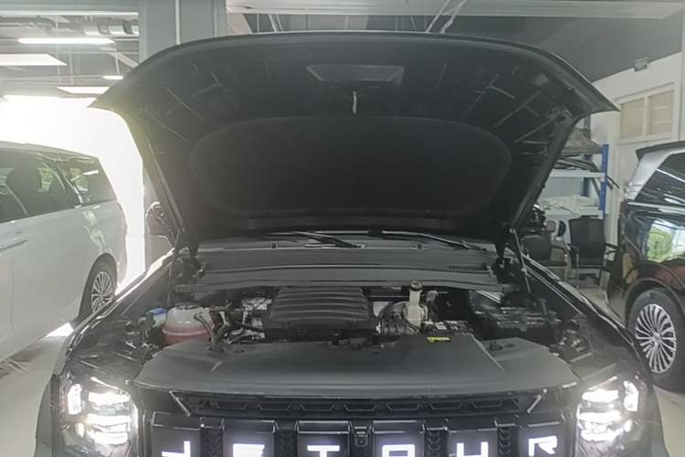 Used JETOUR Traveler 2026 Model 2.0TD XWD Cross-Country Engine Bay