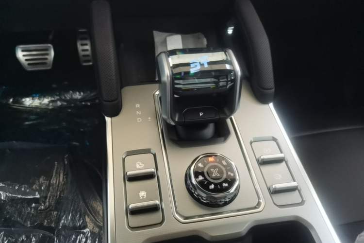 Used JETOUR Traveler 2026 Model 2.0TD XWD Discovery Gear Lever