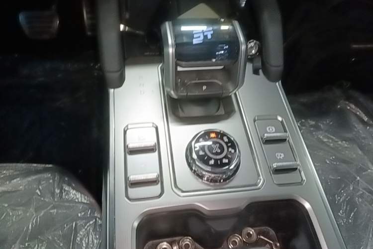 Used JETOUR Traveler 2026 Model 2.0TD XWD Cross-Country Gear Lever