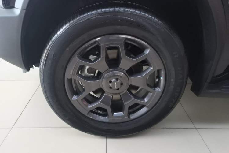 Used JETOUR Traveler 2026 Model 2.0TD XWD Discovery Left Front Wheel Hub