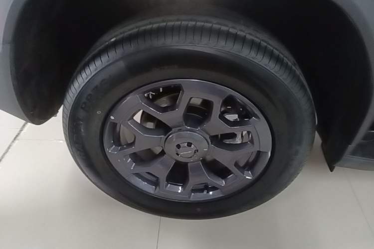 Used JETOUR Traveler 2026 Model 2.0TD XWD Cross-Country Right Rear Wheel Hub
