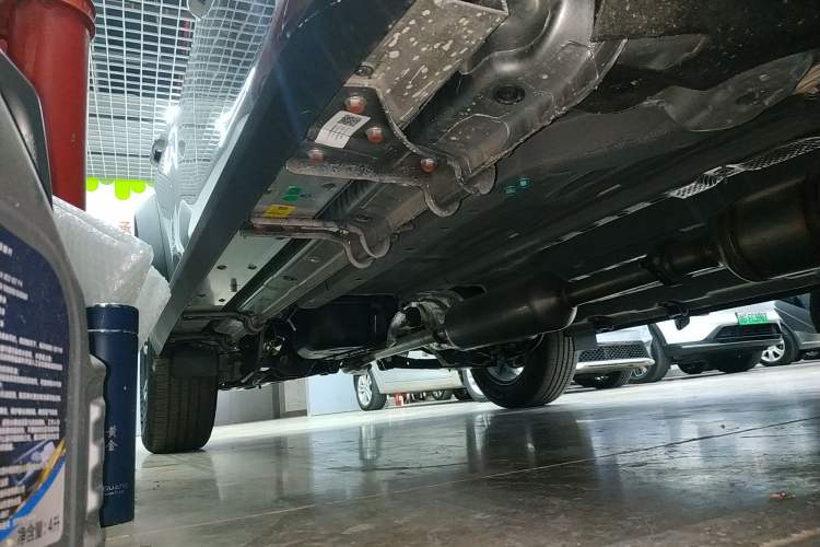 Used JETOUR Traveler 2026 Model 1.5TD Exploration+ Right Side Sill