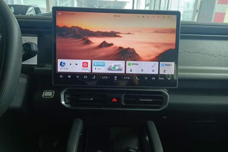 Used JETOUR Traveler C-DM 2024 C-DM 208KM Mountain & Wilderness Edition Audio And AC Panel