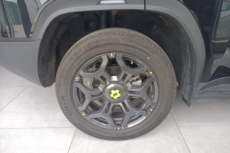 Used JETOUR Traveler C-DM 2024 C-DM 208KM Mountain & Wilderness Edition Right Rear Wheel Hub