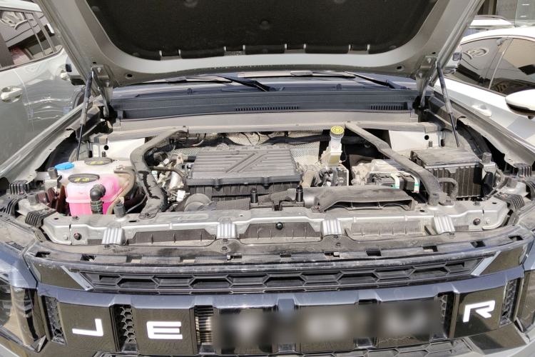 Used JETOUR Traveler C-DM 2024 C-DM 208KM Mountain & Wilderness Edition Engine Bay