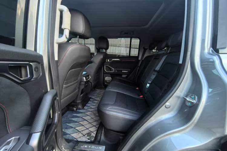 Used JETOUR Traveler C-DM 2024 C-DM 129KM Linye Edition Interior 3