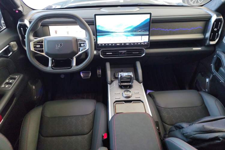 Used JETOUR Traveler C-DM 2024 C-DM 208KM Mountain & Wilderness Edition Center Console
