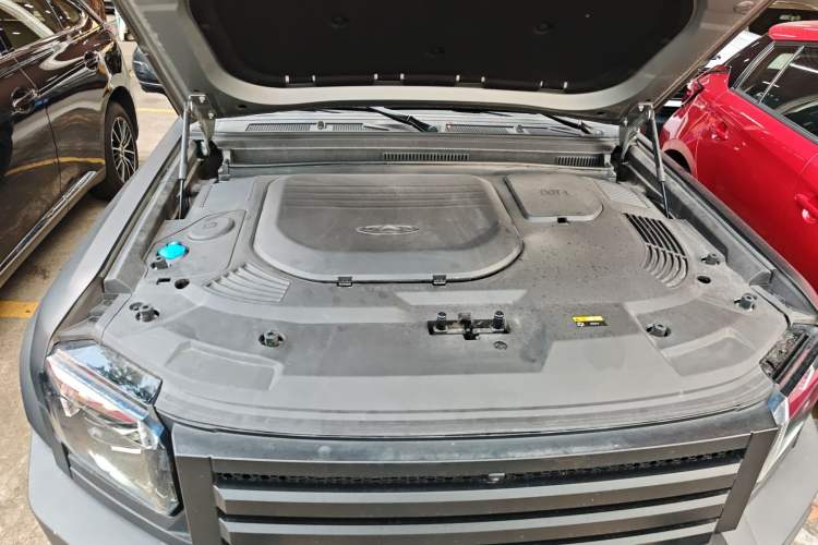 Used JETOUR Traveler C-DM 2024 C-DM 208KM Mountain & Wilderness Edition Engine Bay