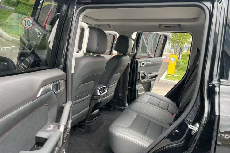 Used JETOUR Traveler C-DM 2024 C-DM 129KM Linye Edition Interior 2