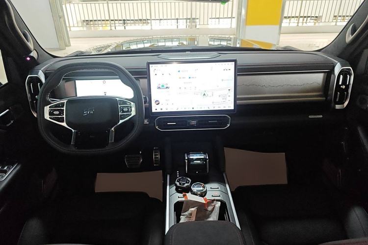 Used JETOUR Traveler C-DM 2024 C-DM 208KM Mountain & Wilderness Edition Interior 2