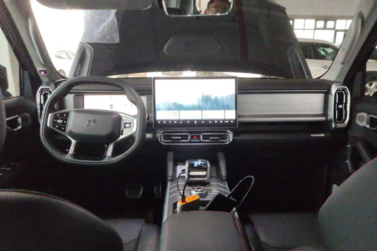 Used JETOUR Traveler C-DM 2024 C-DM 129KM Linye Edition Interior 2