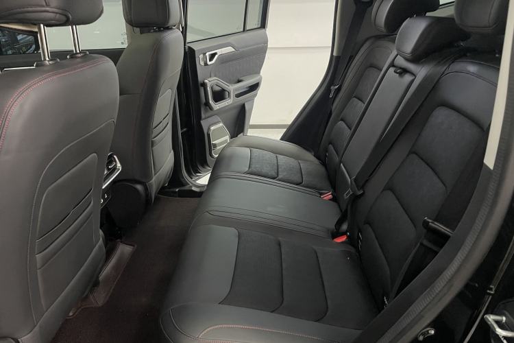 Used JETOUR Traveler C-DM 2024 C-DM 129KM Linye Edition Interior 4
