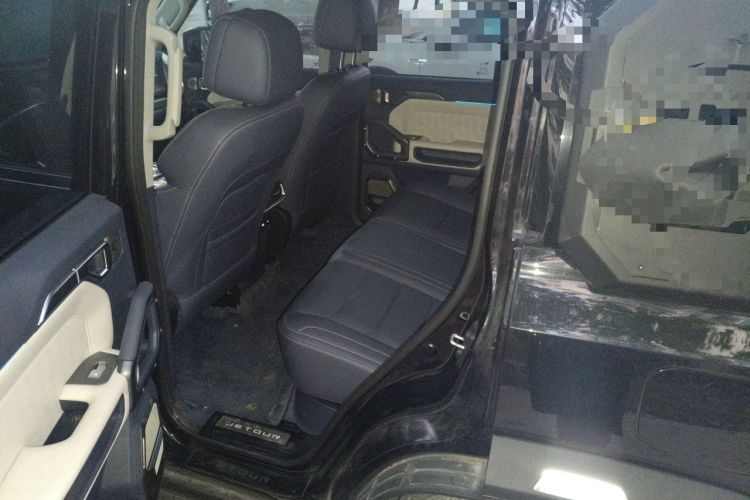 Used JETOUR Traveler C-DM 2024 C-DM 129KM Linye Edition Interior 4