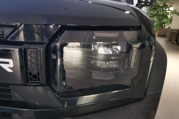Used JETOUR Traveler C-DM 2024 C-DM 208KM Mountain & Wilderness Edition Left Front Headlight