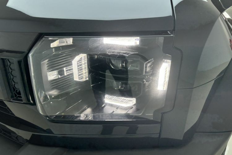 Used JETOUR Traveler C-DM 2024 C-DM 208KM Mountain & Wilderness Edition Left Front Headlight