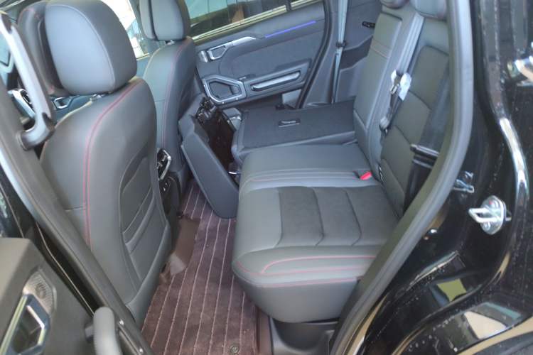Used JETOUR Traveler C-DM 2024 C-DM 208KM Mountain & Wilderness Edition Left Rear Seat