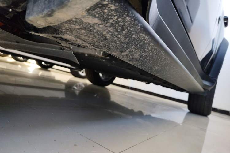Used JETOUR Traveler C-DM 2024 C-DM 208KM Mountain & Wilderness Edition Left Side Sill