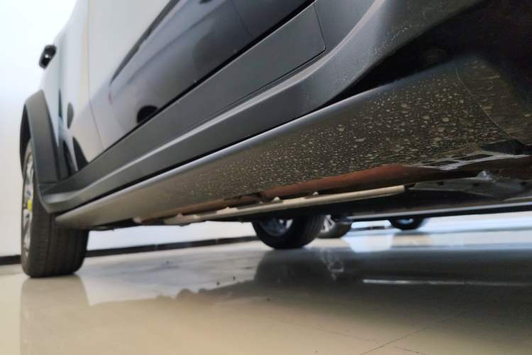 Used JETOUR Traveler C-DM 2024 C-DM 208KM Mountain & Wilderness Edition Right Side Sill