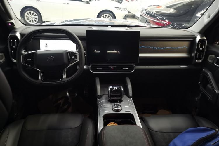 Used JETOUR Traveler C-DM 2024 C-DM 129KM Linye Edition Center Console