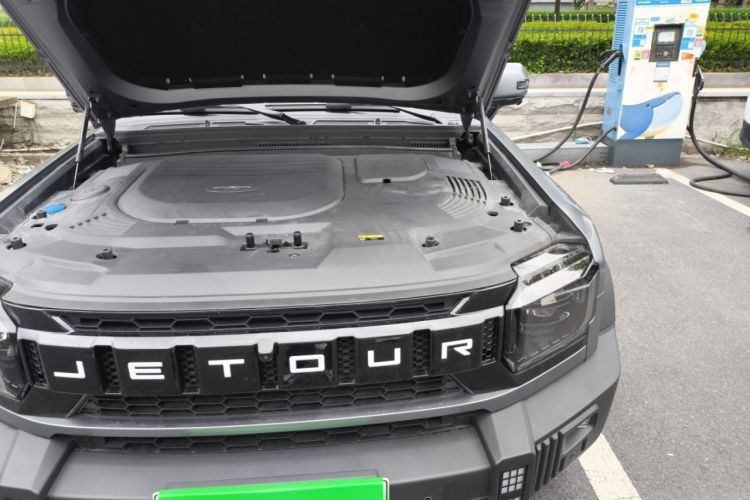 Used JETOUR Traveler C-DM 2024 C-DM 208KM Mountain & Wilderness Edition Engine Bay Left