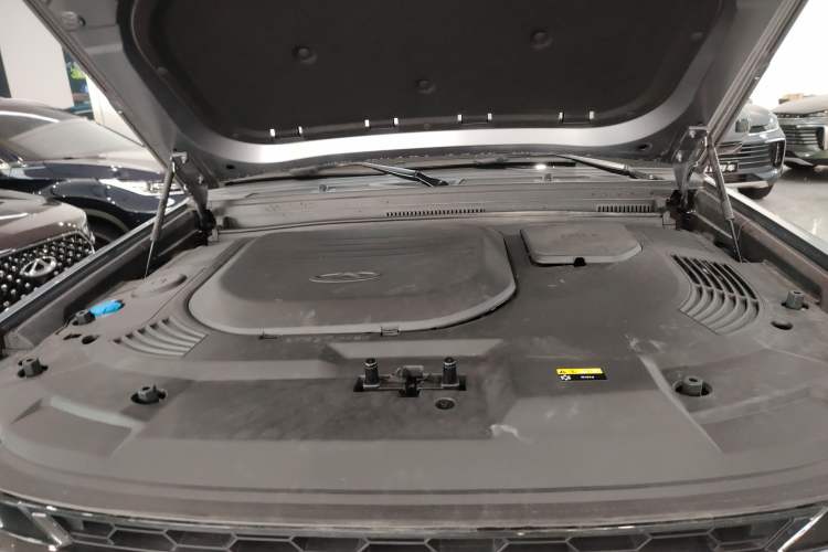 Used JETOUR Traveler C-DM 2024 C-DM 206KM Four-Wheel Drive Wilderness Edition Engine Bay