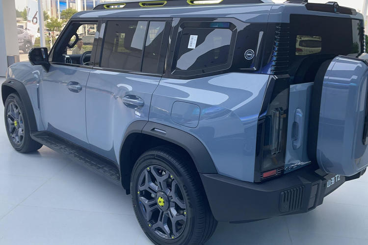 Used JETOUR Traveler C-DM 2024 C-DM 208KM Mountain & Wilderness Edition Exterior 7