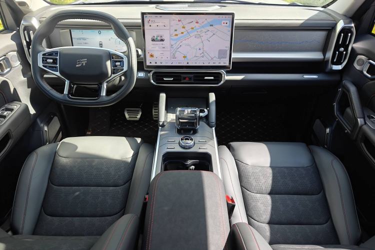 Used JETOUR Traveler C-DM 2024 C-DM 129KM Linye Edition Interior 1