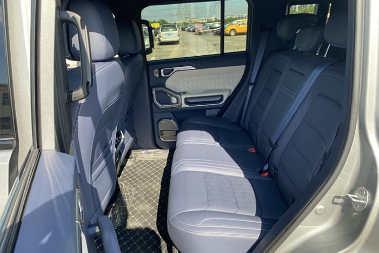 Used JETOUR Traveler C-DM 2024 C-DM 208KM Mountain & Wilderness Edition Interior 1