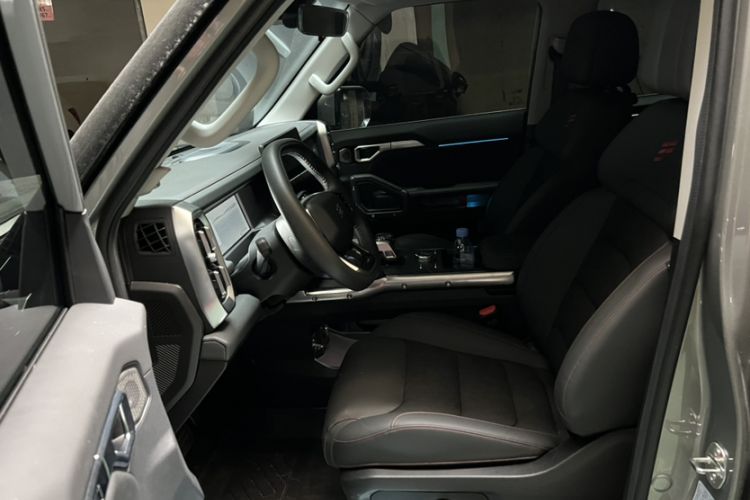 Used JETOUR Traveler C-DM 2024 C-DM 129KM Linye Edition Interior 4