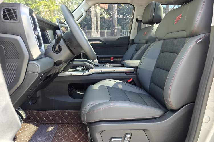 Used JETOUR Traveler C-DM 2024 C-DM 129KM Linye Edition Interior 6