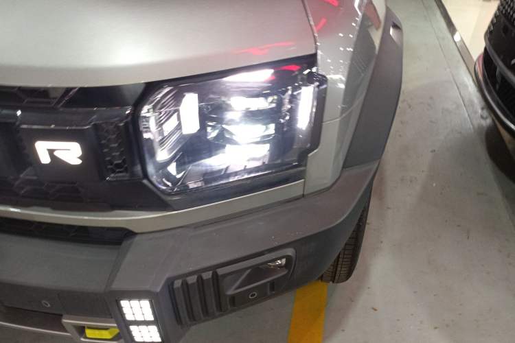 Used JETOUR Traveler C-DM 2024 C-DM 129KM Linye Edition Left Front Headlight