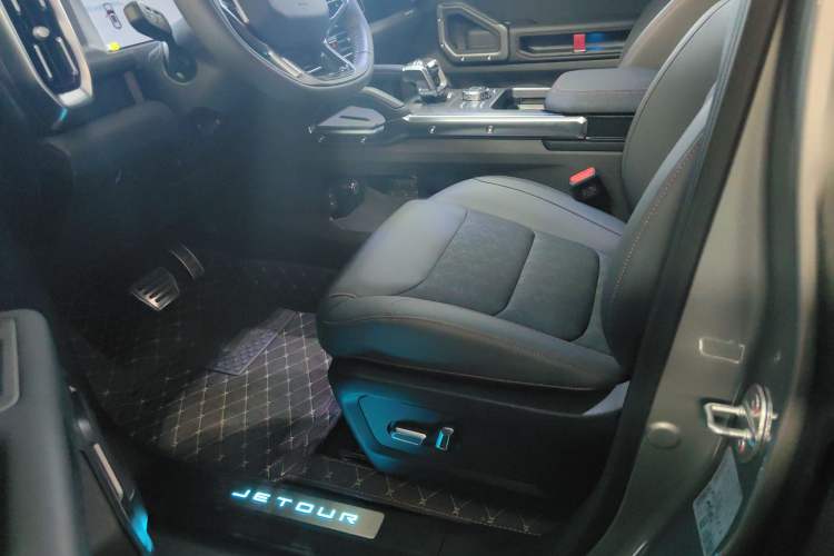 Used JETOUR Traveler C-DM 2024 C-DM 129KM Linye Edition Left Front Seat