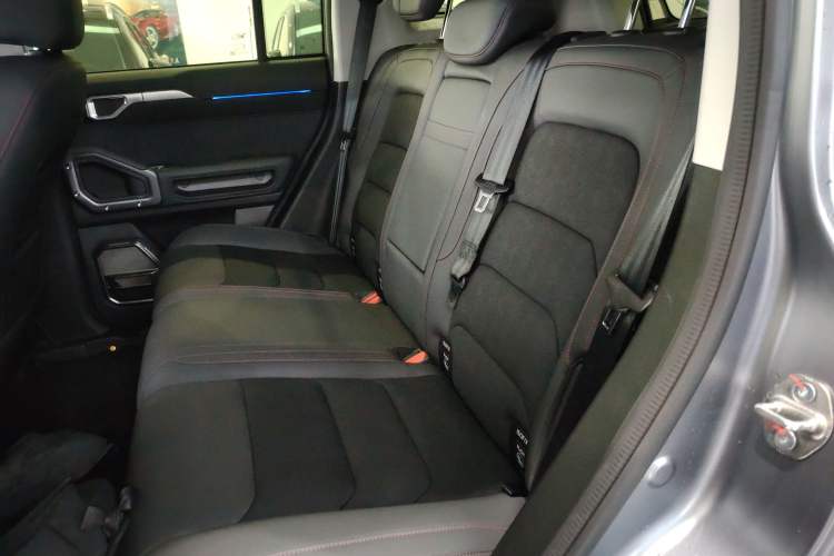 Used JETOUR Traveler C-DM 2024 C-DM 206KM Four-Wheel Drive Wilderness Edition Left Rear Seat