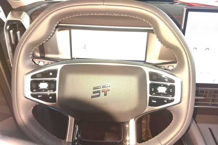 Used JETOUR Traveler C-DM 2024 C-DM 129KM Linye Edition Steering Wheel