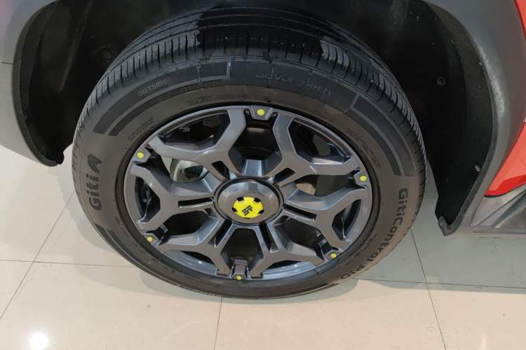 Used JETOUR Traveler C-DM 2024 C-DM 208KM Mountain & Wilderness Edition Left Front Wheel Hub