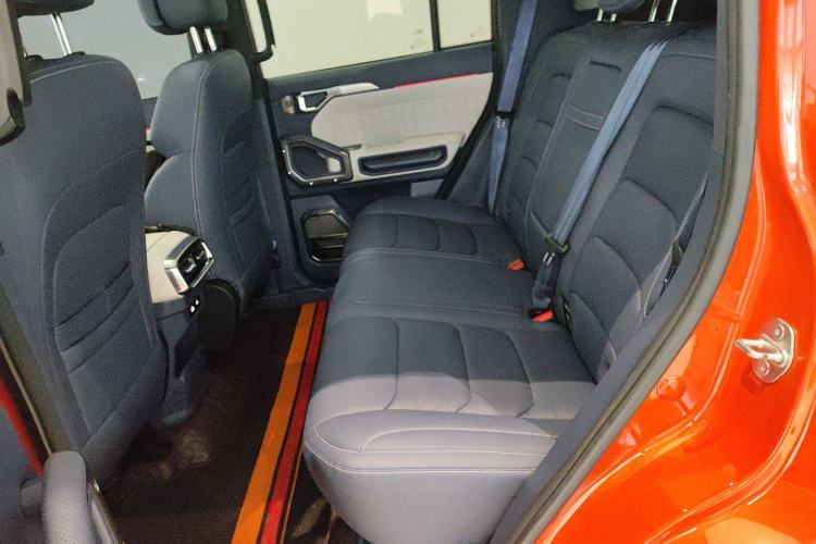 Used JETOUR Traveler C-DM 2024 C-DM 208KM Mountain & Wilderness Edition Left Rear Seat